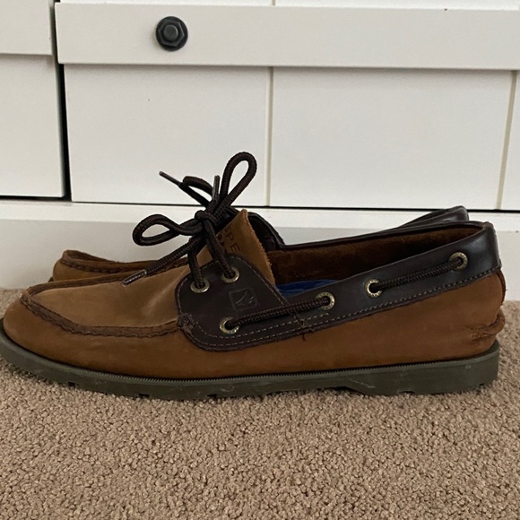 Sperry Men's Two-Tone Leather Boat Shoes - Picture 1 of 5